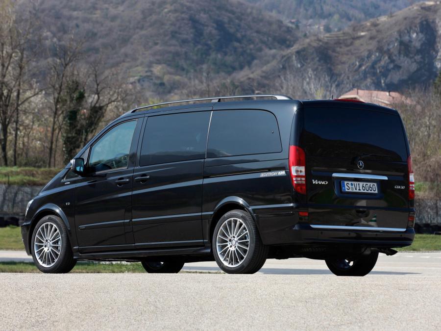  Mercedes-Benz Viano Avantgarde Edition 125 2011 года  (фото 6 из 13)